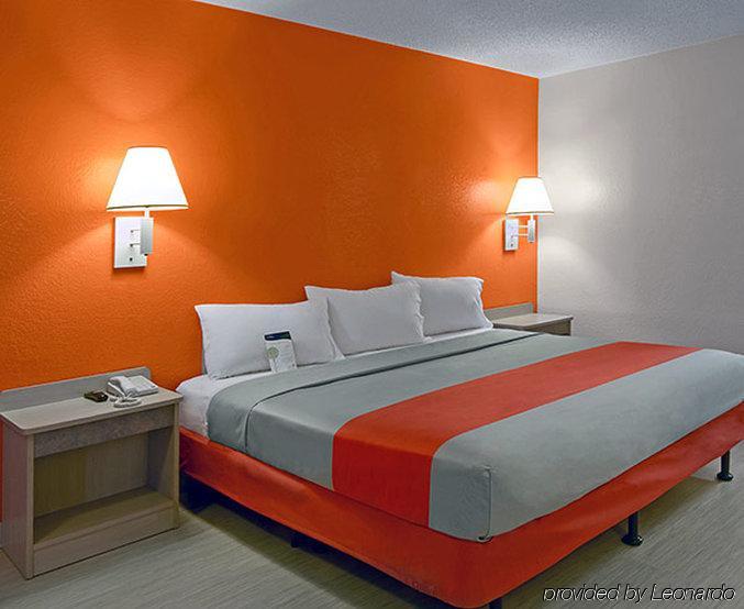6-austin, Tx - Airport - South Austin