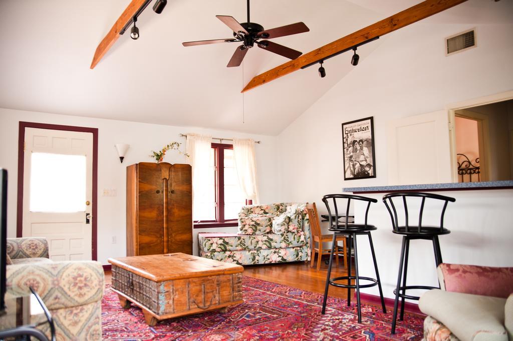 Bed & Breakfast Park Lane 3*