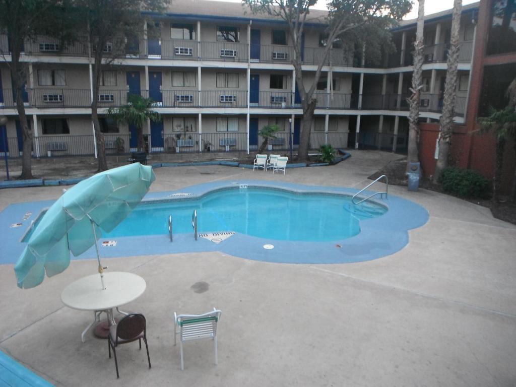 Suites *