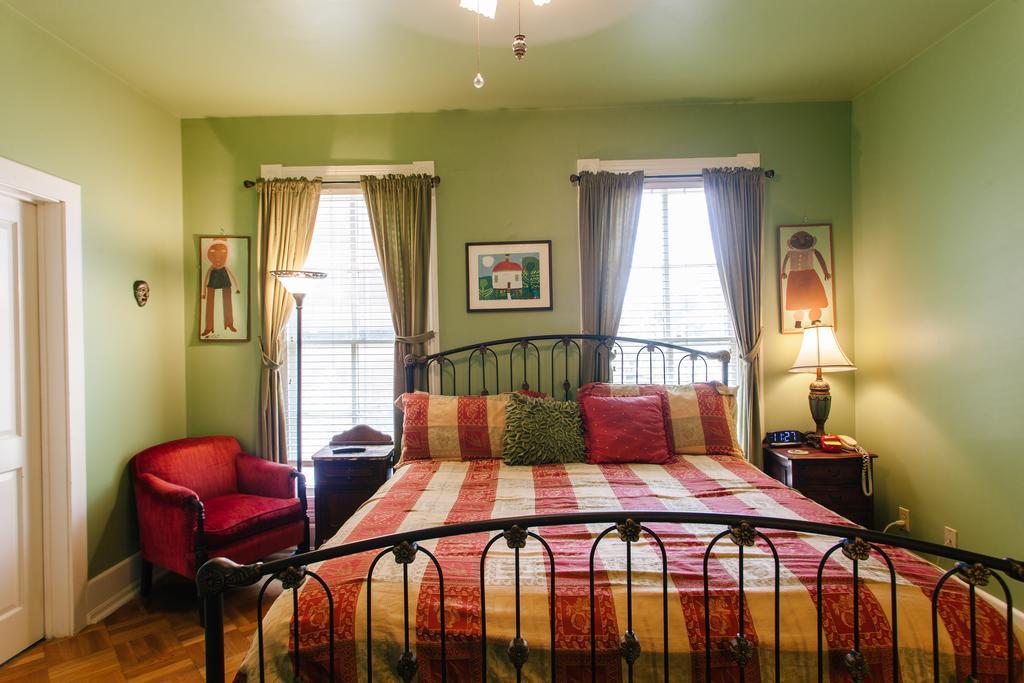 Bed & Breakfast Folk House *