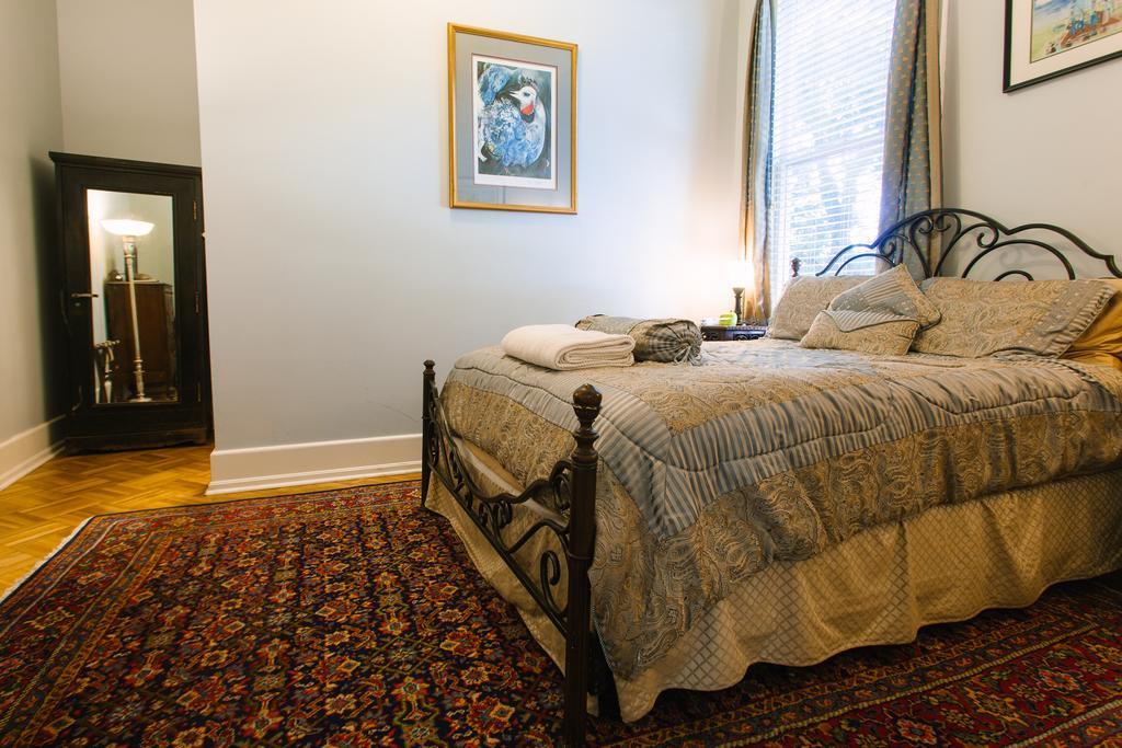 Folk House Bed & Breakfast Austin