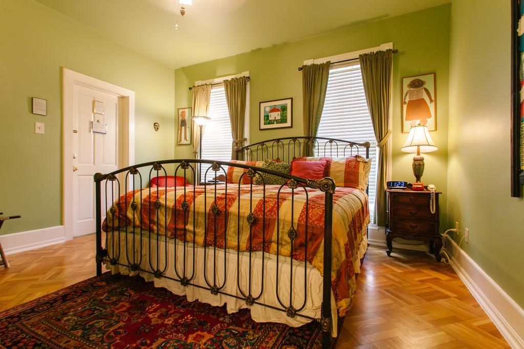 Bed & Breakfast Folk House
