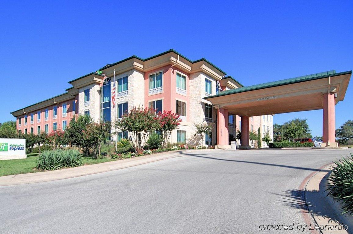 Hotel Express & Sw - Sunset Valley, And Ihg 3*