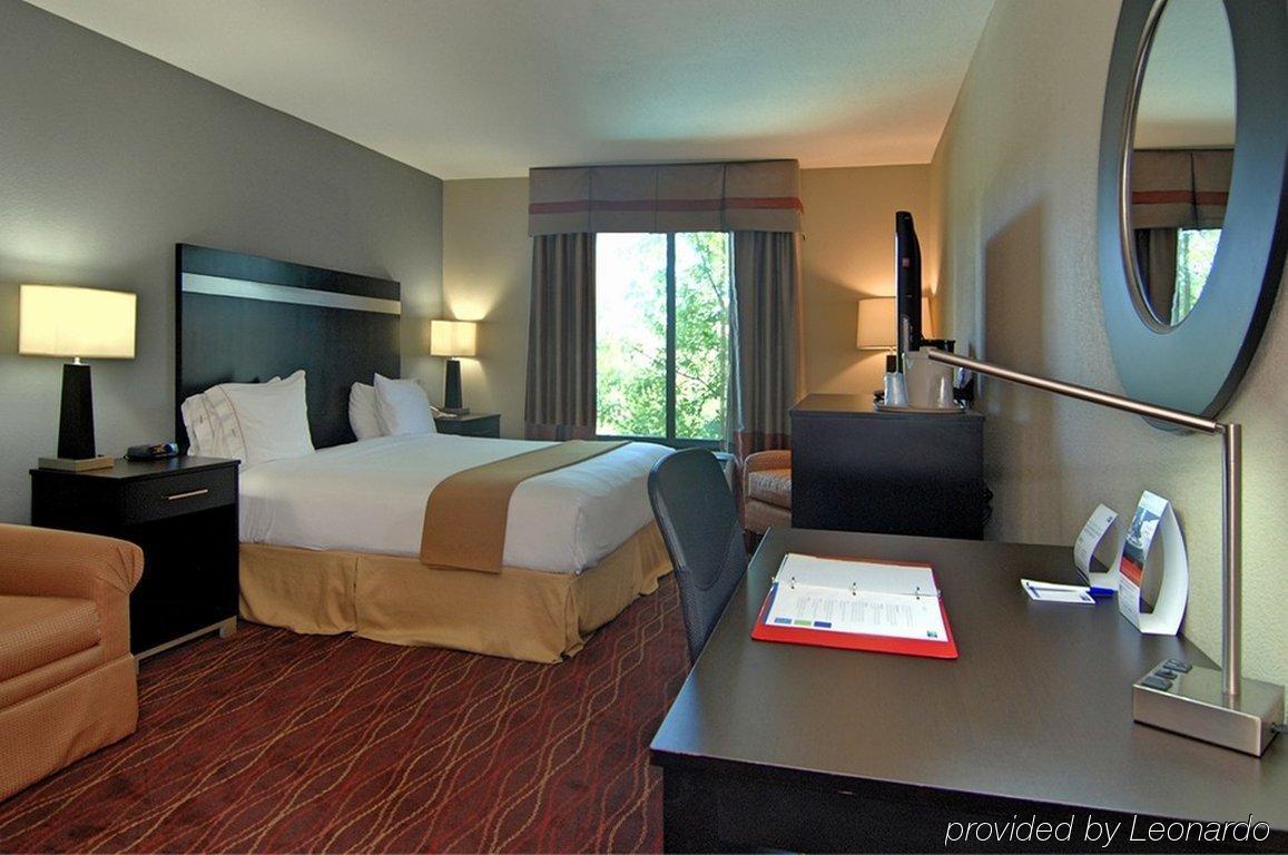 Express & Sw - Sunset Valley, And Ihg Hotel Austin