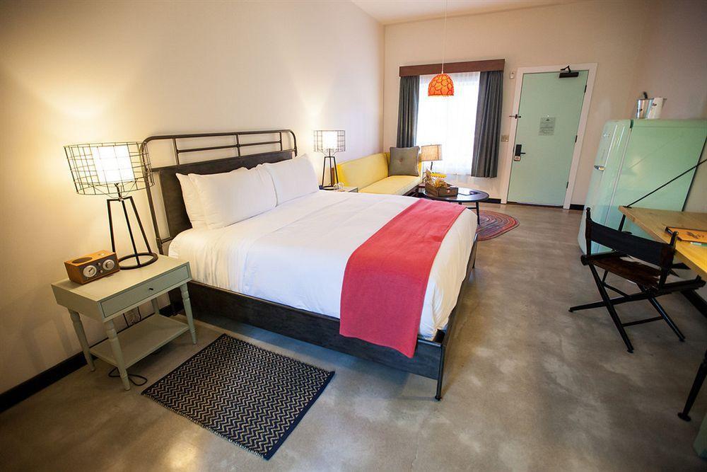 Lone Star Court, By Valencia Collection (adults Only) Hotel Austin