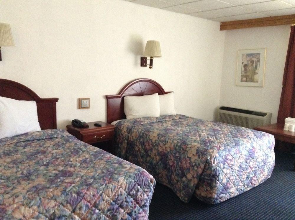 North Hotel 2*