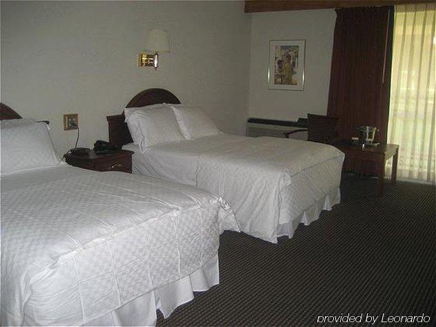 North Hotel 2*