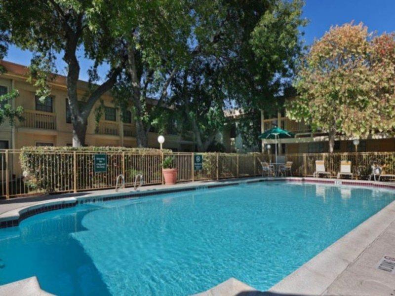 La Quinta By Wyndham Oltorf Austin