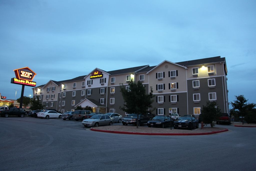 Woodspring North I-35 2*