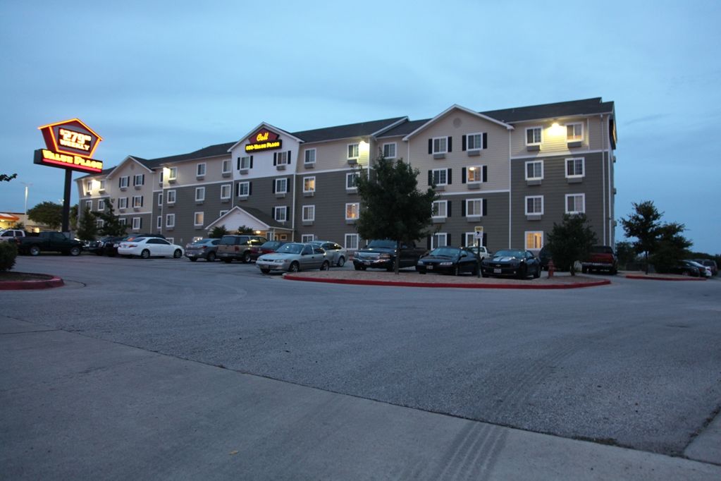 Woodspring North I-35