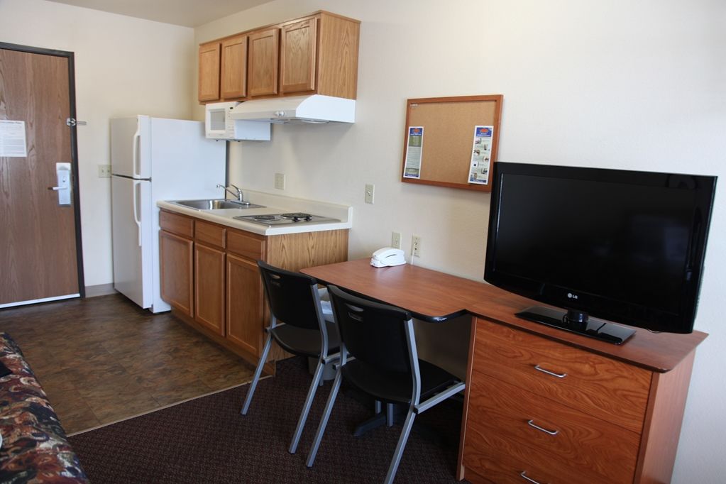 Hotel Woodspring North I-35