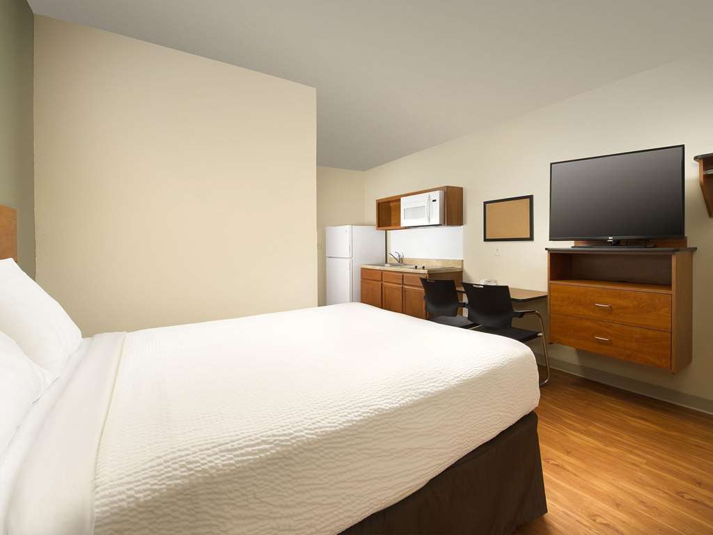 Woodspring North I-35 Hotel 2*