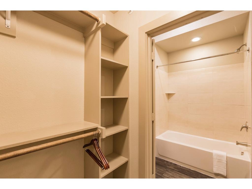 Apartment Park By Yourent Austin
