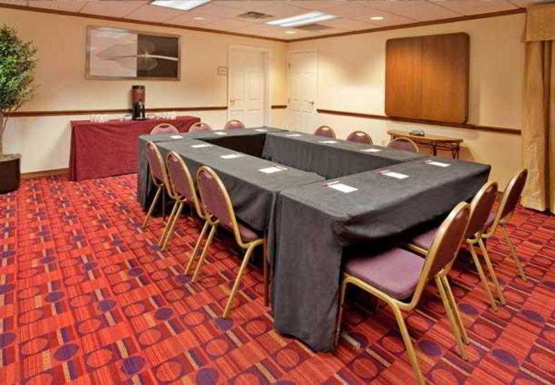 By Marriott Parmer/tech Ridge 3*