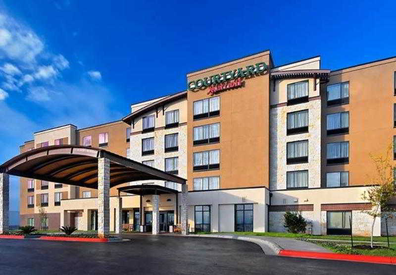 Courtyard Airport Hotel Austin