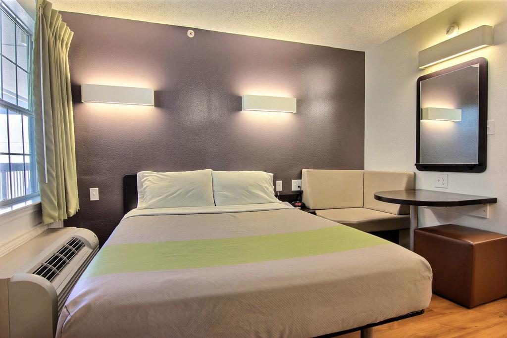 6-austin, Tx - Northwest Hotel 2*