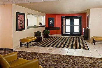 Extended America Select - - Northwest - Lakeline Mall