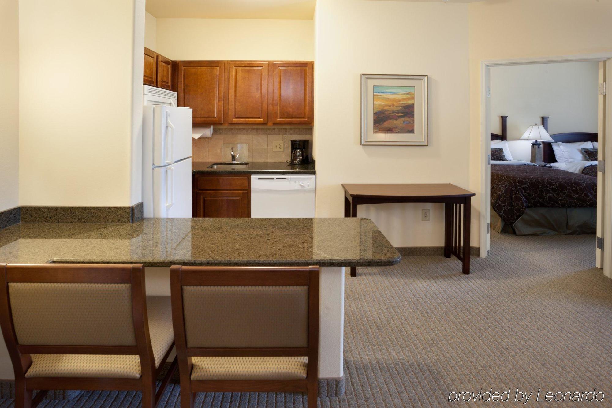 Staybridge Northwest By Ihg Hotel 3*