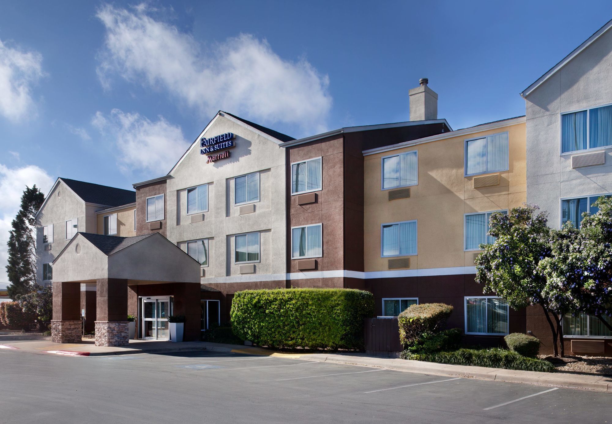 Fairfield & Area Hotel