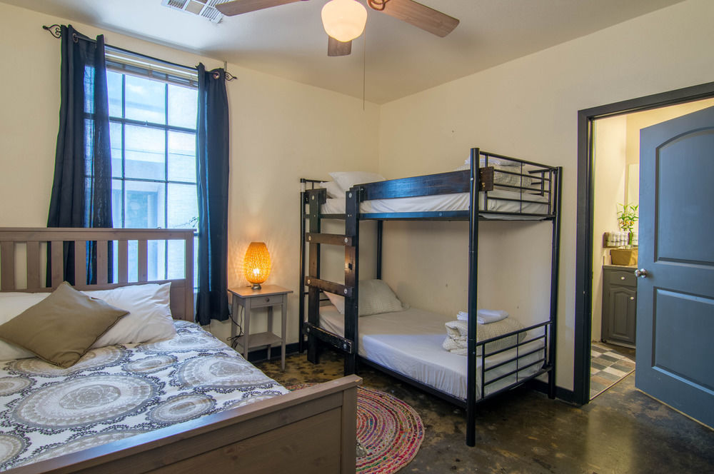 Hostel Firehouse (adults Only)