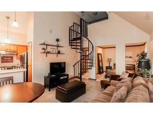 Apartment Penthouses At The Railyards *