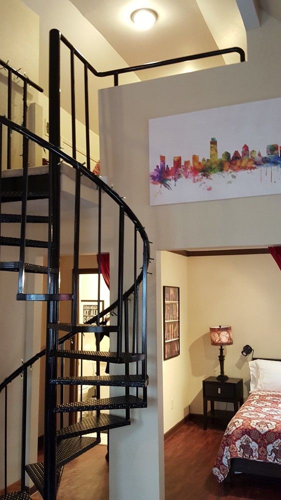 Penthouses At The Railyards Apartment *