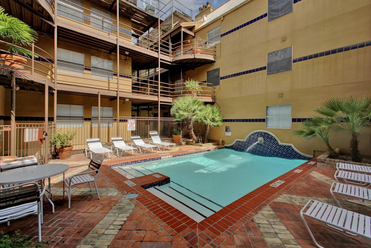 Austinstays 2 Bedroom Downtown Apartment Austin
