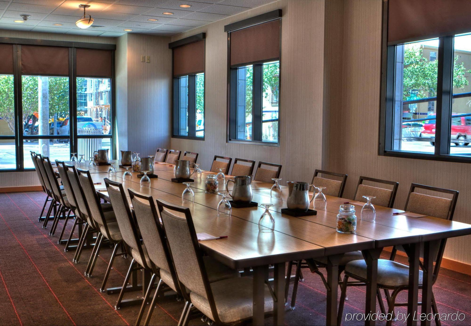 Downtown / Convention Center Hotel 3*