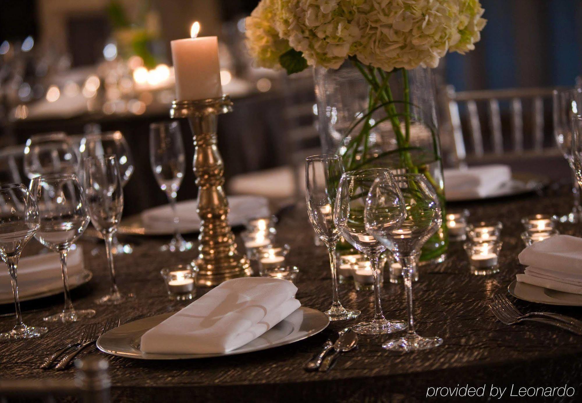 Renaissance 4* Austin