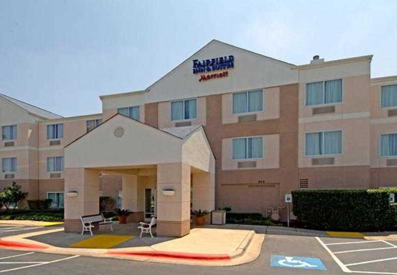 Hotel Fairfield & Area 3*
