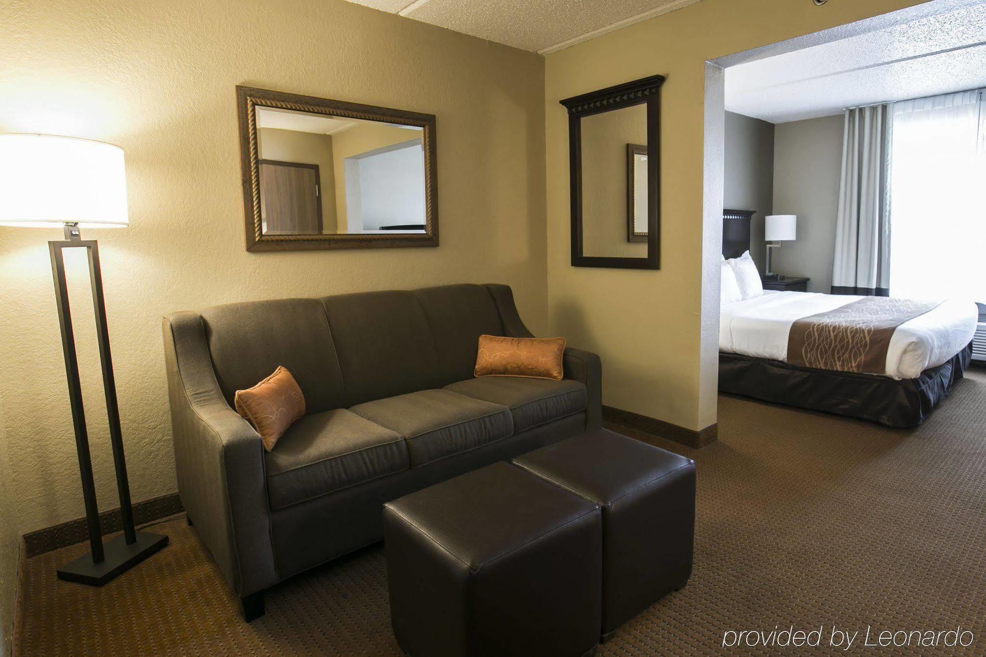 Comfort Airport Hotel 3*