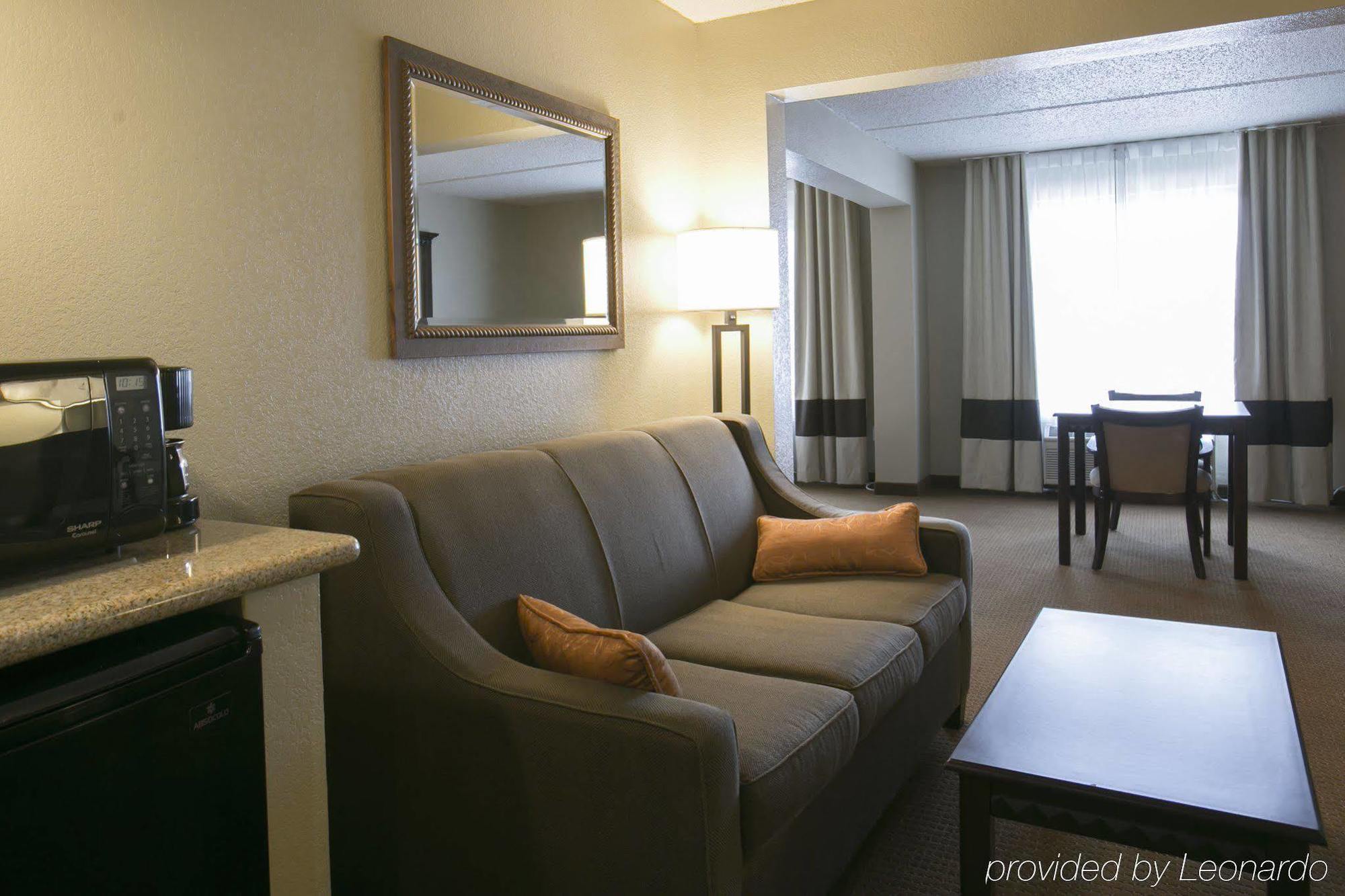 Hotel Comfort Airport 3*