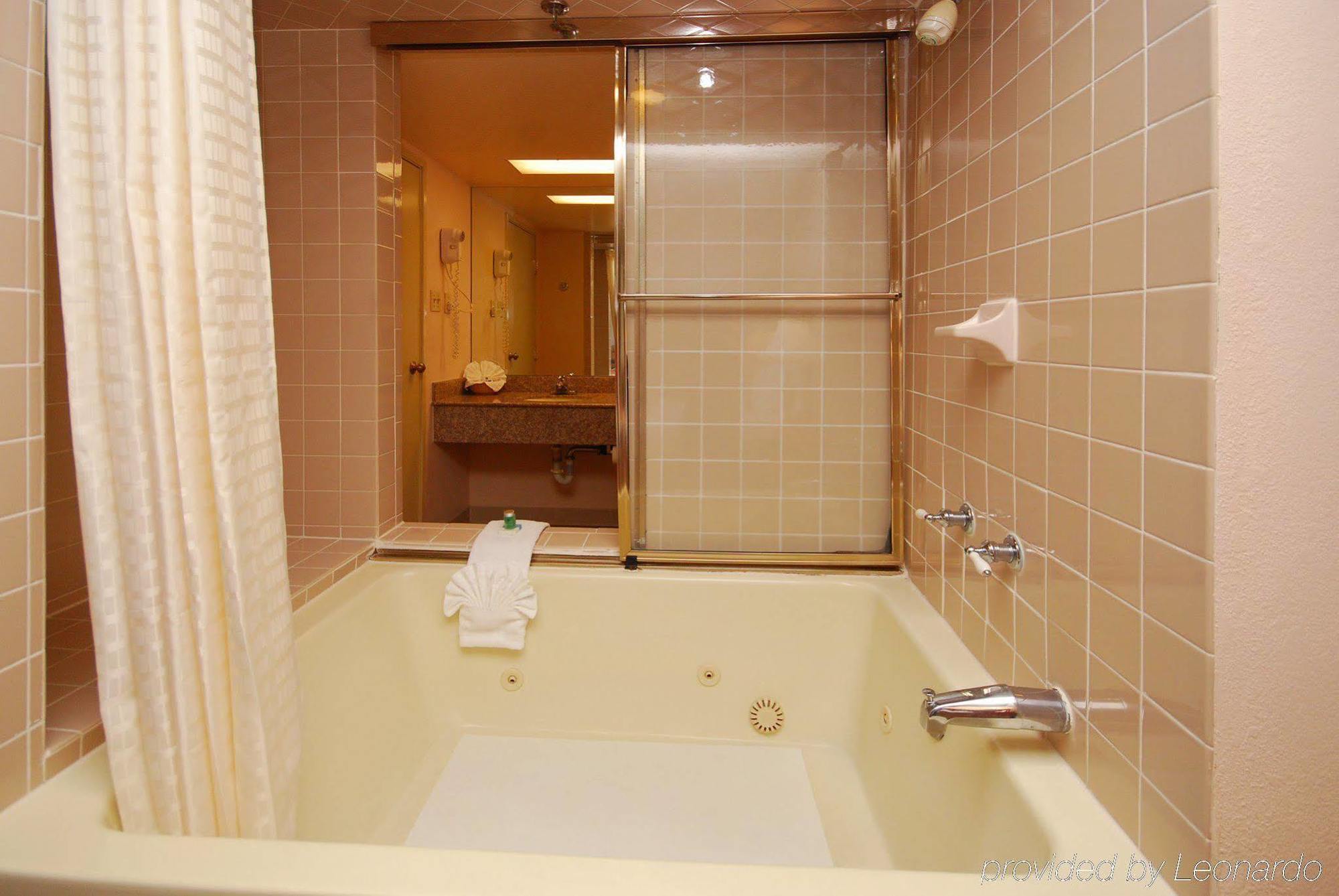 Quality & North Hotel