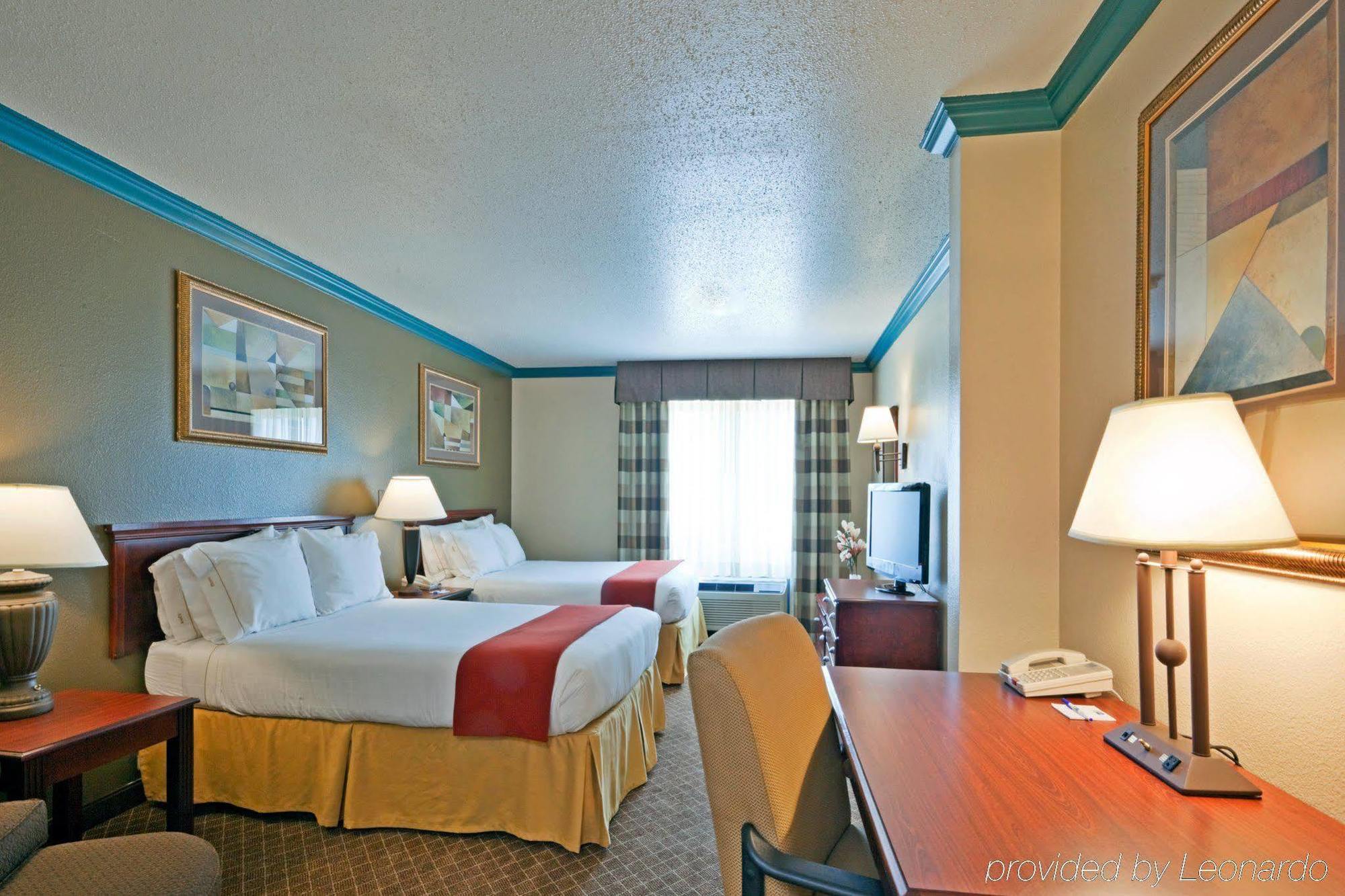 Express & North By Ihg 3* Austin