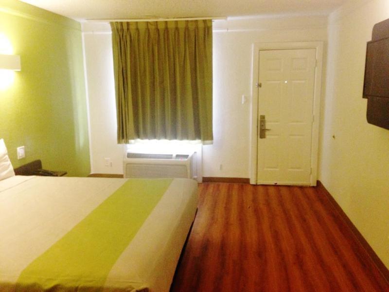 6-austin, Tx - Midtown Hotel 2*