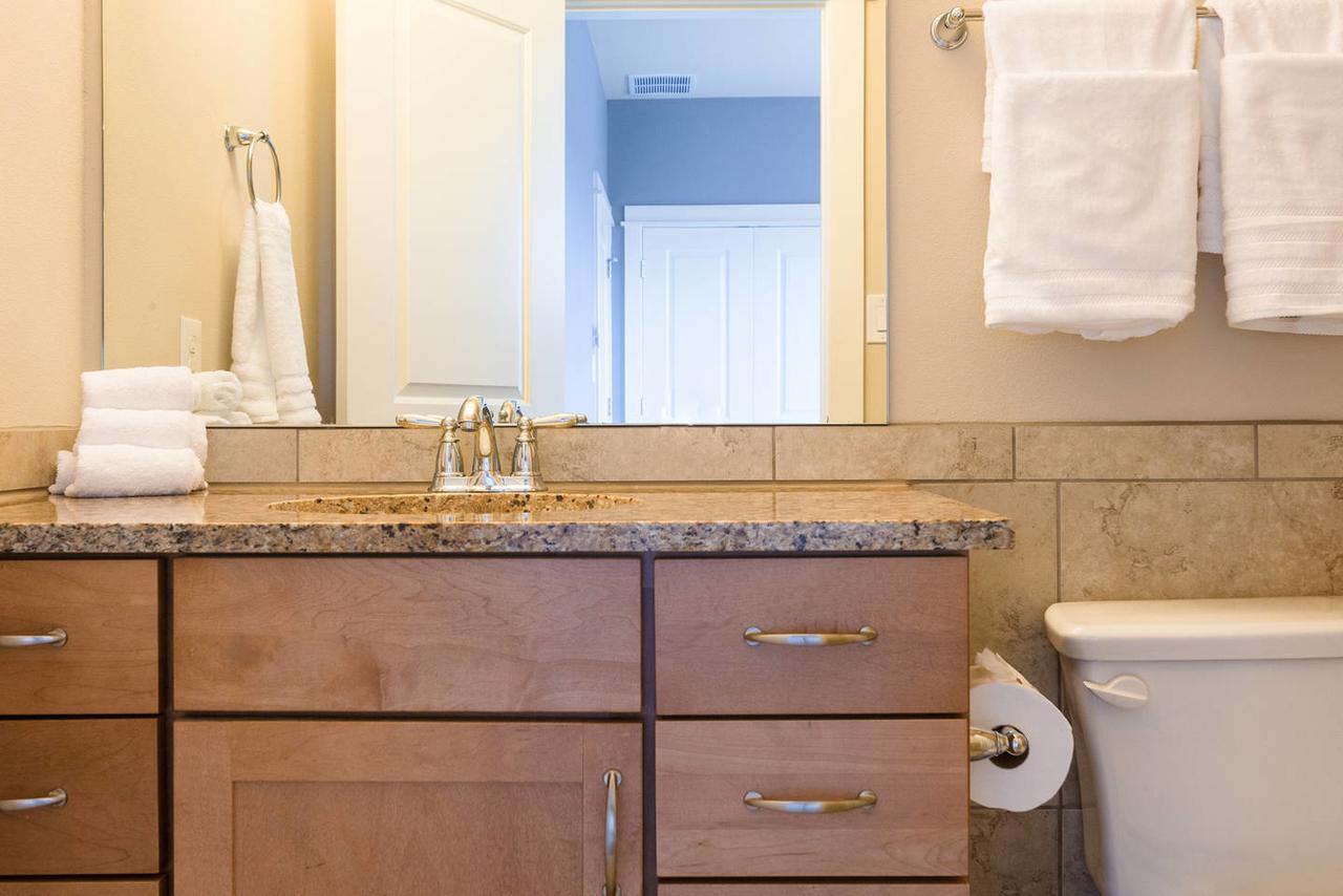 Spacious 3br/3ba Minutes From Dt By Domio *
