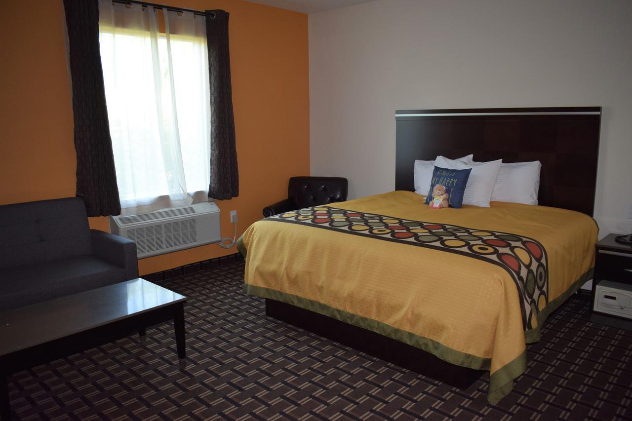 Texas & Hotel 3*