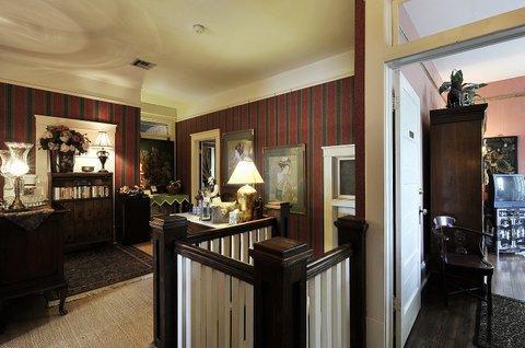 Austin's At Pearl Street Hotel 4*