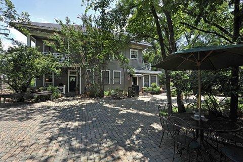 Austin's At Pearl Street Austin