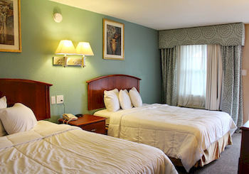 Country Garden 2*