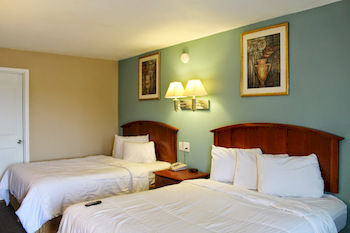 Country Garden Motel 2*