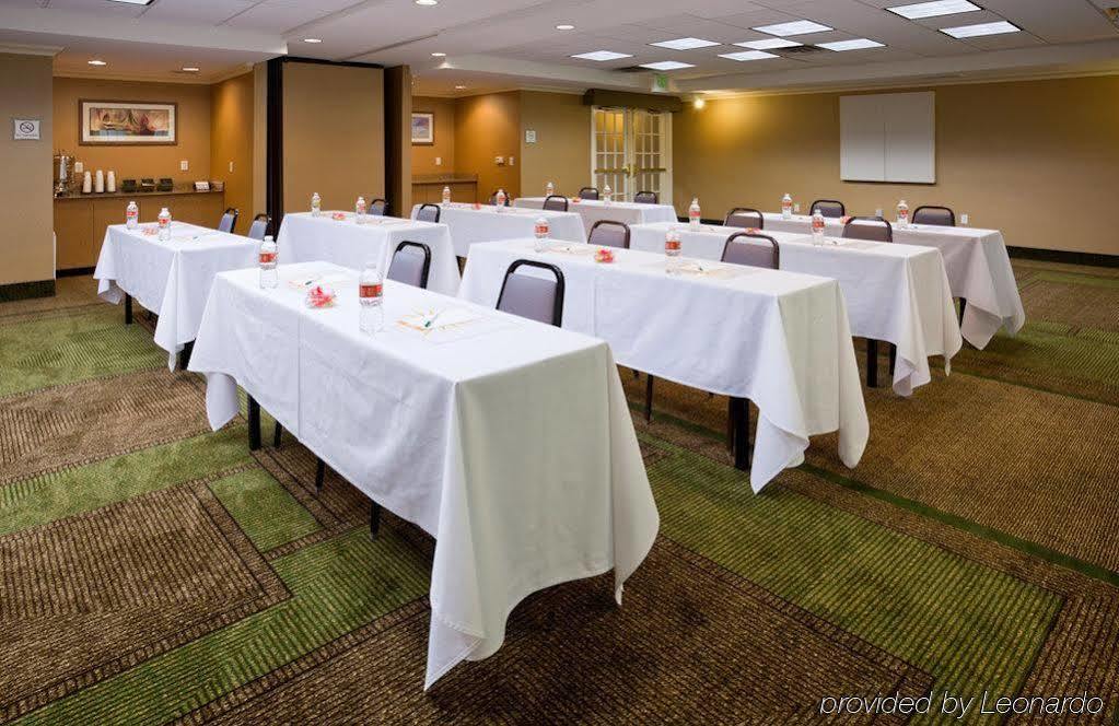 La Quinta By Wyndham At The Domain Hotel Austin