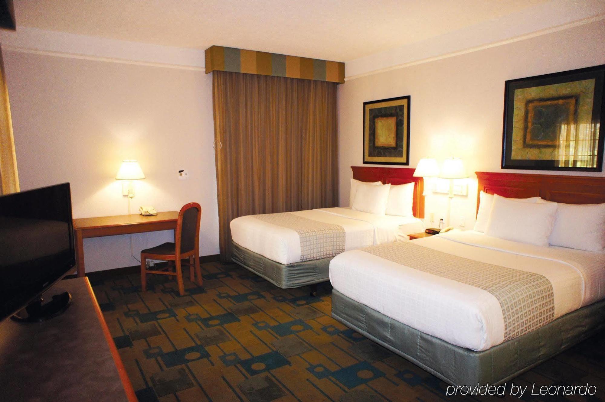 La Quinta By Wyndham At The Domain Austin