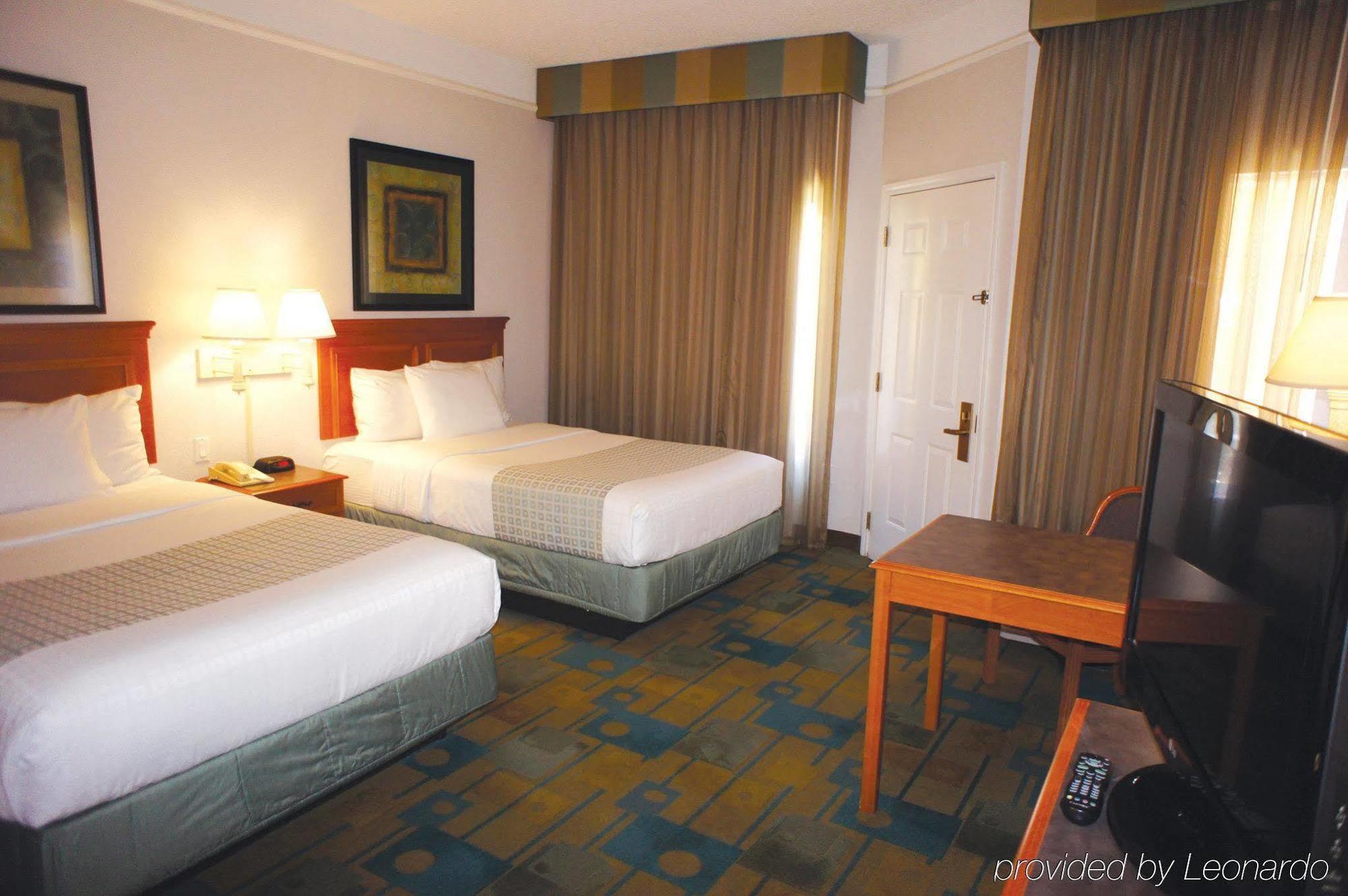 La Quinta By Wyndham At The Domain Hotel