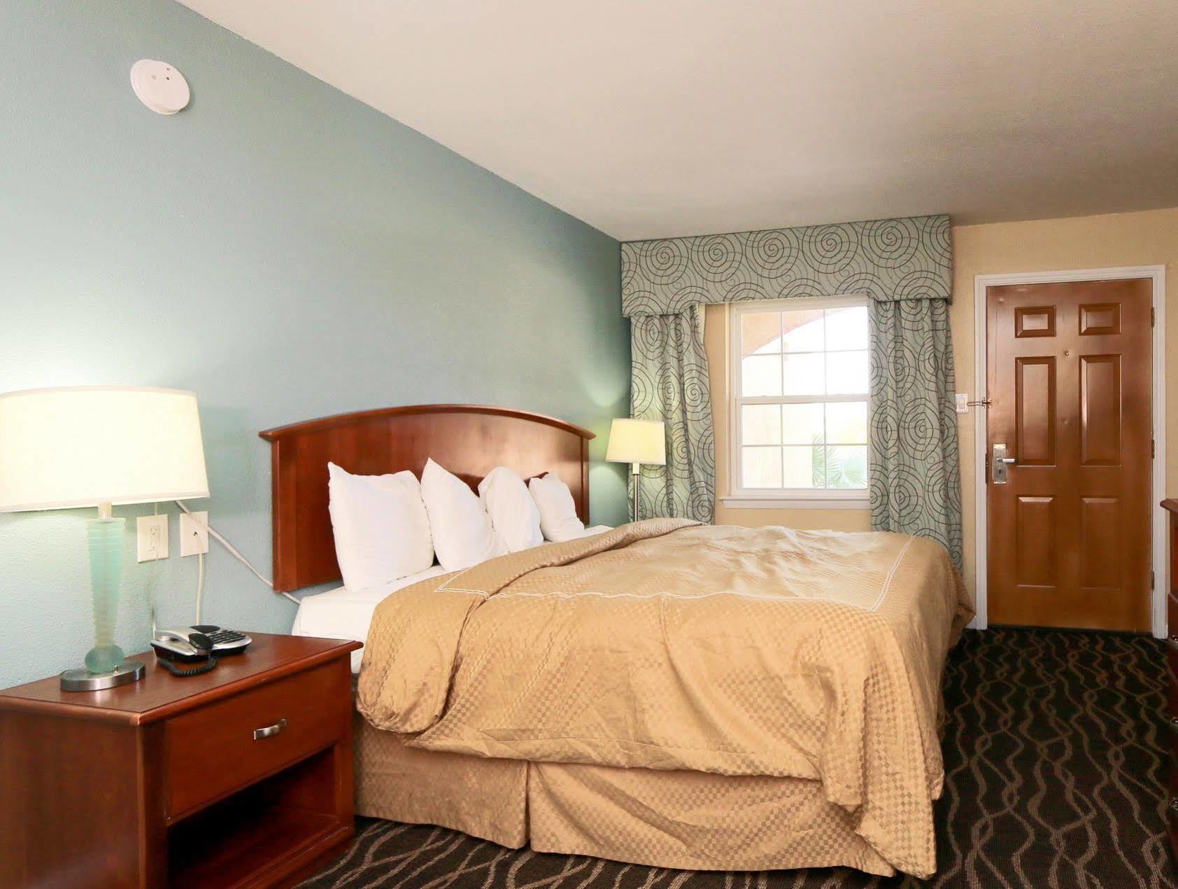 Country Garden Motel