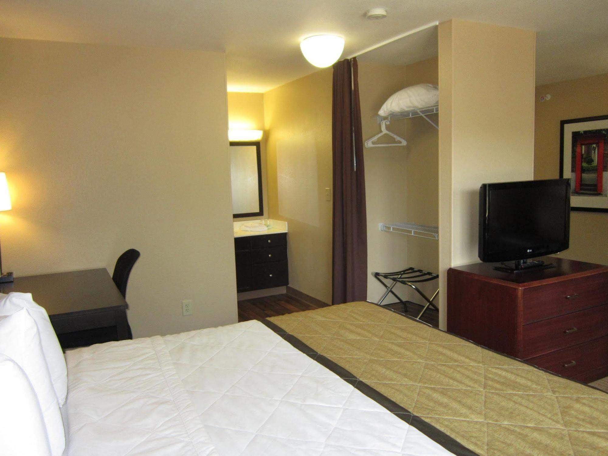 Extended America - - Northwest Arboretum - The Domain Hotel Austin
