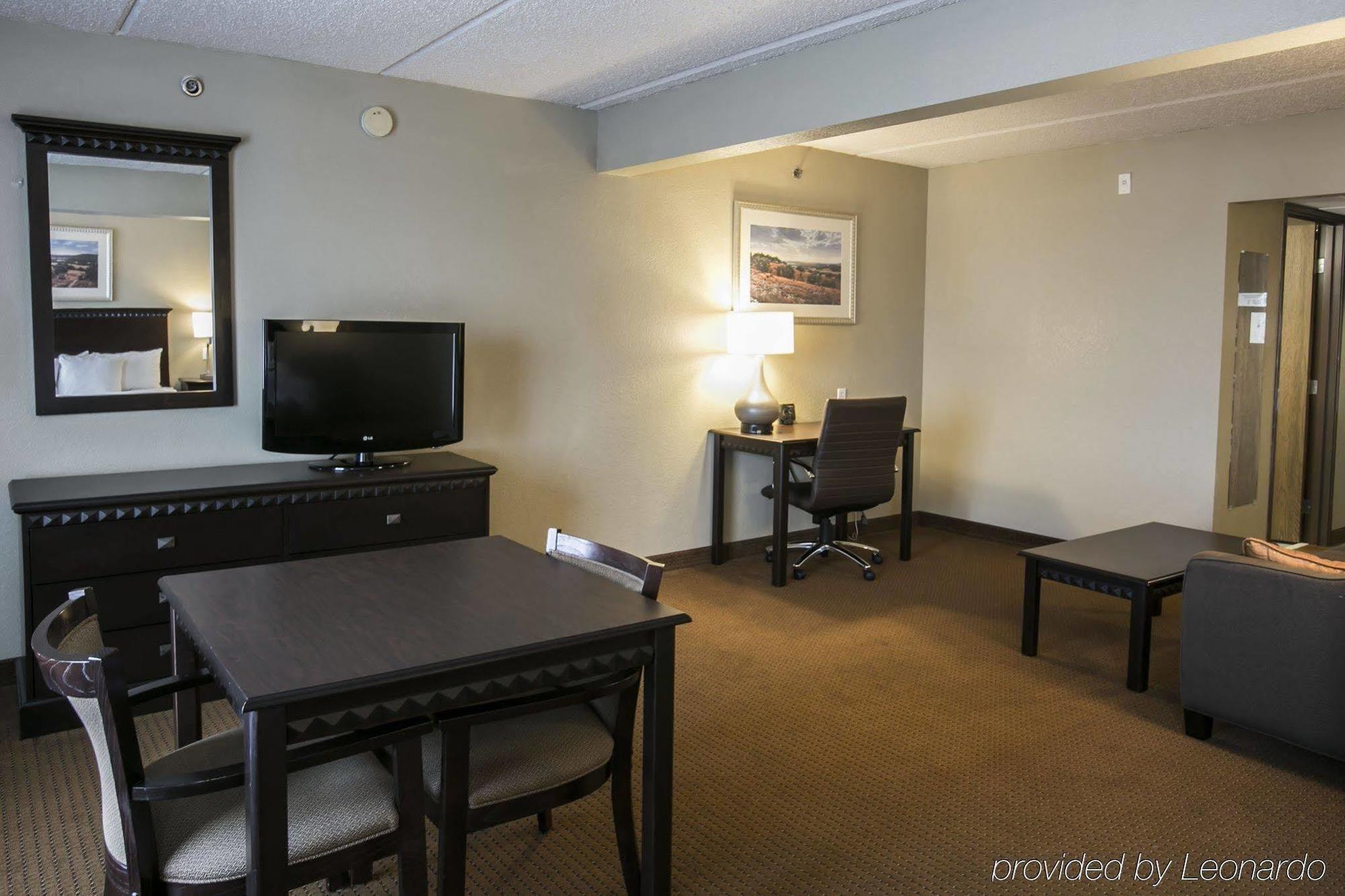 Comfort Airport Hotel