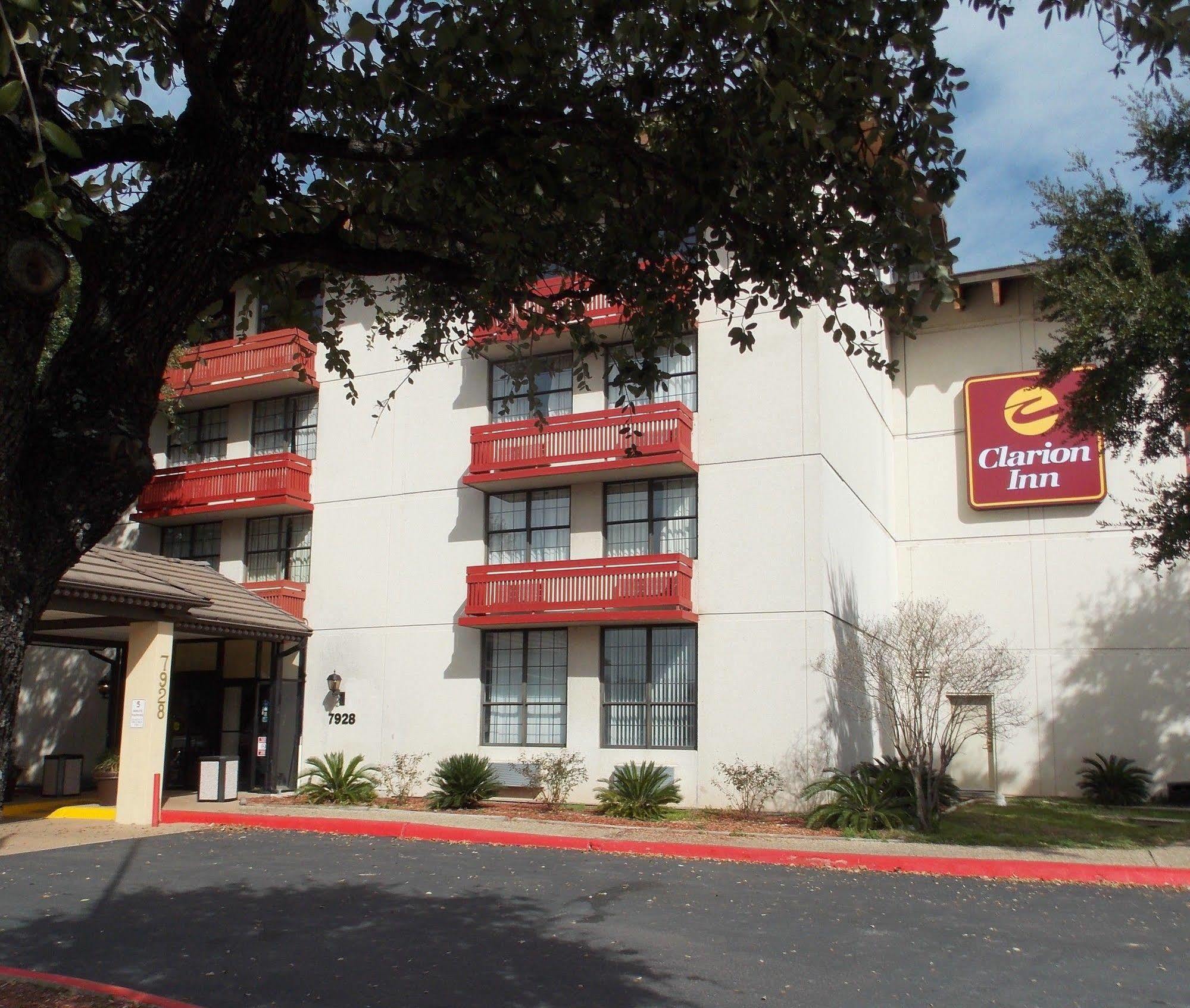 Hotel Quality & North Austin