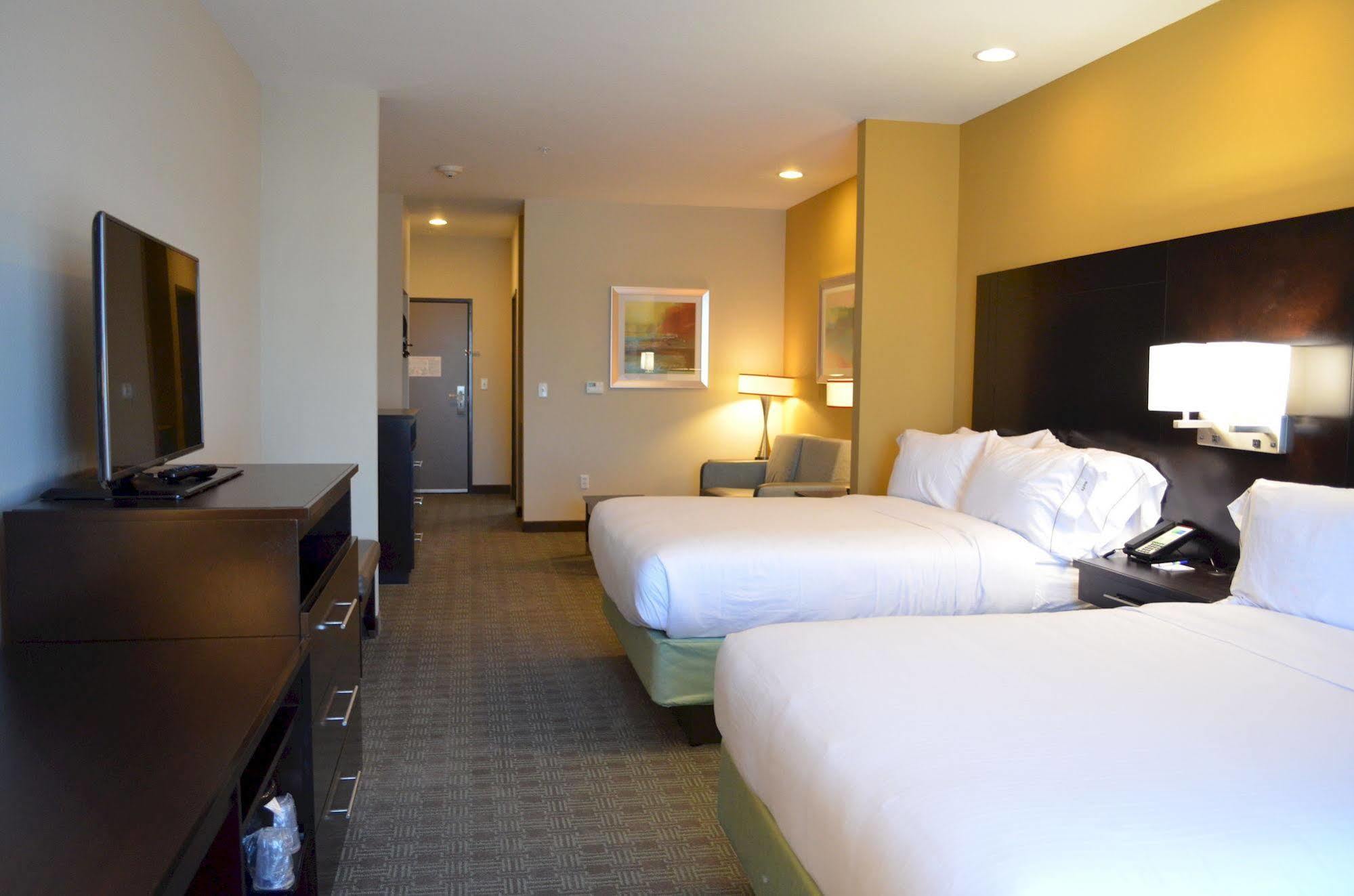 Express & South By Ihg Hotel
