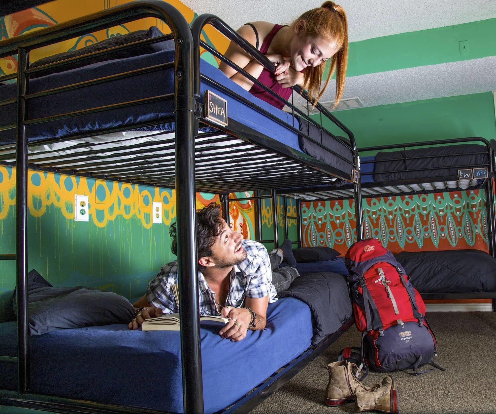 Drifter Jack's Hostel *